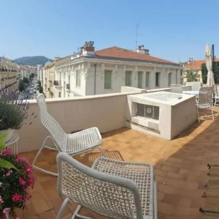 Apartment Le Grand Escurial Nizza